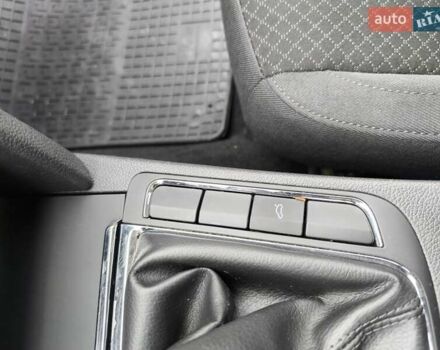 Черный Шкода Суперб, объемом двигателя 1.97 л и пробегом 294 тыс. км за 14500 $, фото 22 на Automoto.ua