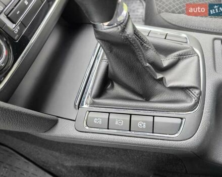 Черный Шкода Суперб, объемом двигателя 1.97 л и пробегом 294 тыс. км за 14500 $, фото 21 на Automoto.ua