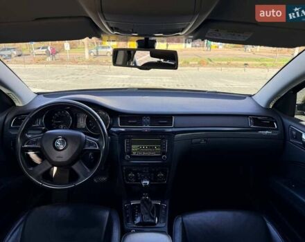 Чорний Шкода Суперб, об'ємом двигуна 2 л та пробігом 249 тис. км за 13500 $, фото 44 на Automoto.ua