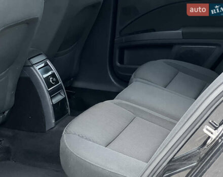 Черный Шкода Суперб, объемом двигателя 1.6 л и пробегом 219 тыс. км за 12999 $, фото 70 на Automoto.ua