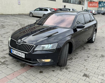 Черный Шкода Суперб, объемом двигателя 1.6 л и пробегом 267 тыс. км за 14200 $, фото 1 на Automoto.ua