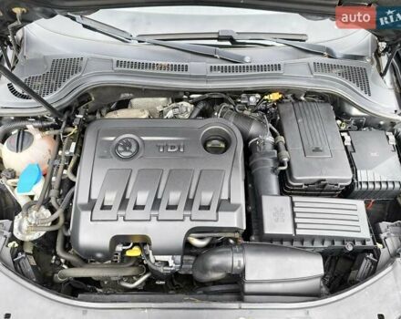 Черный Шкода Суперб, объемом двигателя 1.97 л и пробегом 294 тыс. км за 14500 $, фото 18 на Automoto.ua