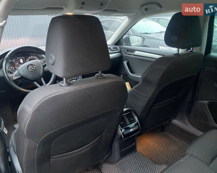 Чорний Шкода Суперб, об'ємом двигуна 1.6 л та пробігом 240 тис. км за 14499 $, фото 18 на Automoto.ua