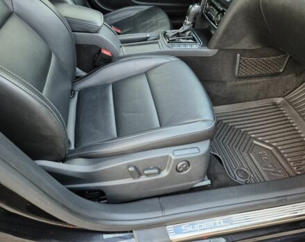 Черный Шкода Суперб, объемом двигателя 2 л и пробегом 240 тыс. км за 7800 $, фото 19 на Automoto.ua