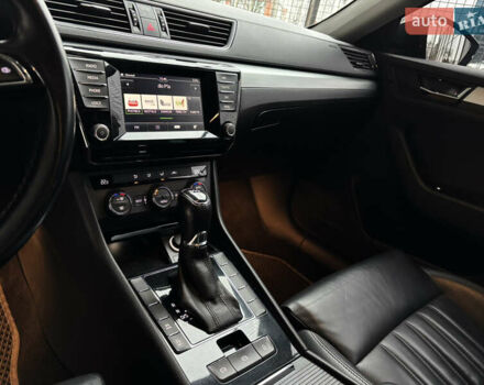 Чорний Шкода Суперб, об'ємом двигуна 1.6 л та пробігом 280 тис. км за 13400 $, фото 10 на Automoto.ua