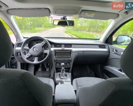 Черный Шкода Суперб, объемом двигателя 2 л и пробегом 194 тыс. км за 14500 $, фото 10 на Automoto.ua