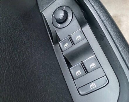 Чорний Шкода Суперб, об'ємом двигуна 1.6 л та пробігом 240 тис. км за 14499 $, фото 10 на Automoto.ua