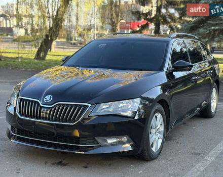 Черный Шкода Суперб, объемом двигателя 1.6 л и пробегом 280 тыс. км за 12800 $, фото 4 на Automoto.ua