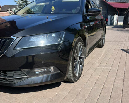 Чорний Шкода Суперб, об'ємом двигуна 2 л та пробігом 318 тис. км за 16350 $, фото 5 на Automoto.ua