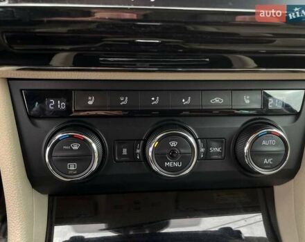 Черный Шкода Суперб, объемом двигателя 2 л и пробегом 327 тыс. км за 15499 $, фото 41 на Automoto.ua