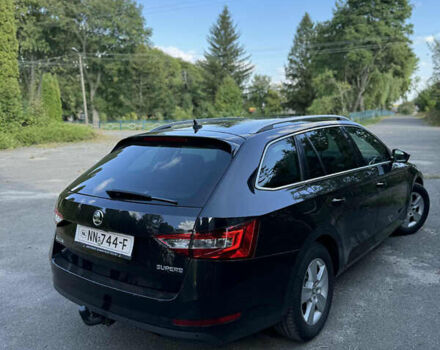 Черный Шкода Суперб, объемом двигателя 2 л и пробегом 271 тыс. км за 15750 $, фото 1 на Automoto.ua