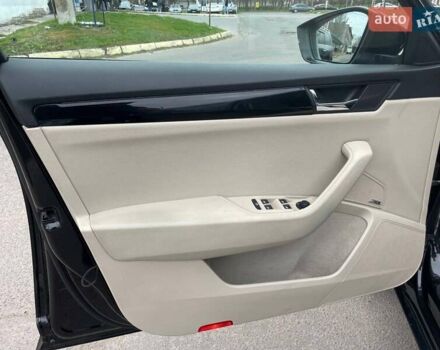 Черный Шкода Суперб, объемом двигателя 2 л и пробегом 327 тыс. км за 15499 $, фото 19 на Automoto.ua