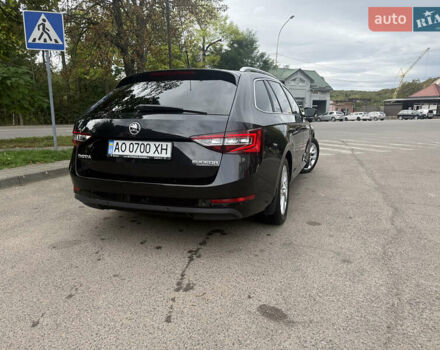 Черный Шкода Суперб, объемом двигателя 2 л и пробегом 280 тыс. км за 15500 $, фото 6 на Automoto.ua