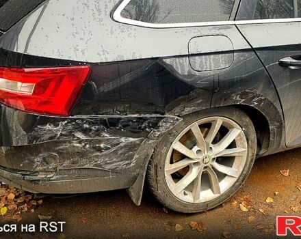 Черный Шкода Суперб, объемом двигателя 1.6 л и пробегом 294 тыс. км за 12000 $, фото 7 на Automoto.ua