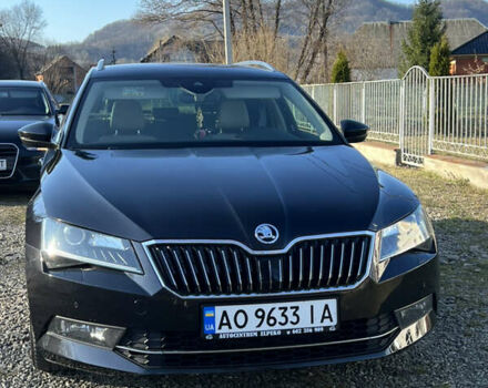 Чорний Шкода Суперб, об'ємом двигуна 2 л та пробігом 318 тис. км за 16350 $, фото 3 на Automoto.ua