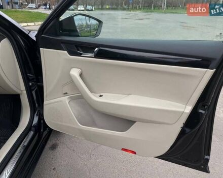 Черный Шкода Суперб, объемом двигателя 2 л и пробегом 327 тыс. км за 15499 $, фото 21 на Automoto.ua