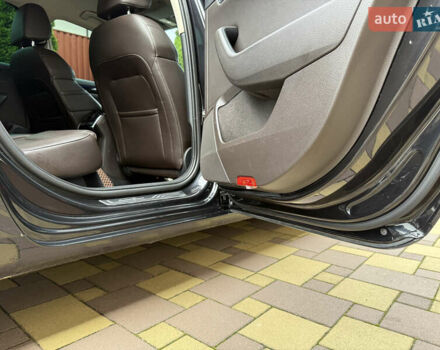 Черный Шкода Суперб, объемом двигателя 1.97 л и пробегом 307 тыс. км за 18350 $, фото 30 на Automoto.ua