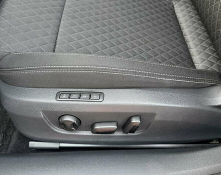 Черный Шкода Суперб, объемом двигателя 2 л и пробегом 252 тыс. км за 16999 $, фото 23 на Automoto.ua