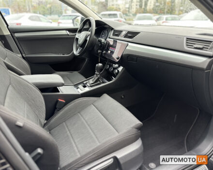 Черный Шкода Суперб, объемом двигателя 1.8 л и пробегом 153 тыс. км за 16700 $, фото 24 на Automoto.ua