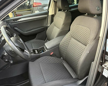 Черный Шкода Суперб, объемом двигателя 2 л и пробегом 252 тыс. км за 16999 $, фото 10 на Automoto.ua