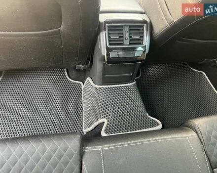 Черный Шкода Суперб, объемом двигателя 1.97 л и пробегом 251 тыс. км за 16800 $, фото 15 на Automoto.ua