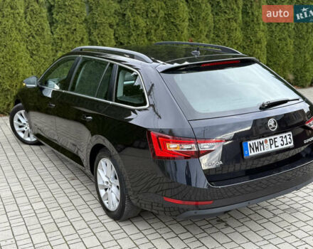 Шкода Суперб 2017 у Самборе на Automoto.ua Чорний Шкода Суперб, об'ємом двигуна 2 л та пробігом 244 тис. км за 13500 $, фото 19 на Automoto.ua