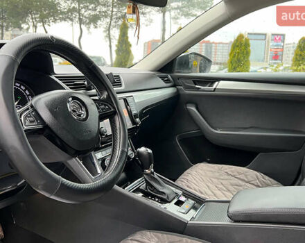 Черный Шкода Суперб, объемом двигателя 1.97 л и пробегом 280 тыс. км за 16700 $, фото 9 на Automoto.ua