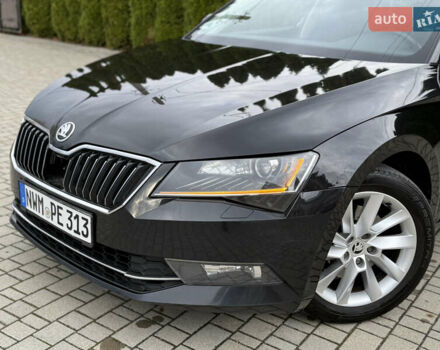 Шкода Суперб 2017 у Самборе на Automoto.ua Чорний Шкода Суперб, об'ємом двигуна 2 л та пробігом 244 тис. км за 13500 $, фото 5 на Automoto.ua