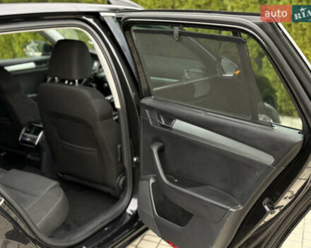 Шкода Суперб 2017 у Самборе на Automoto.ua Чорний Шкода Суперб, об'ємом двигуна 2 л та пробігом 244 тис. км за 13500 $, фото 45 на Automoto.ua