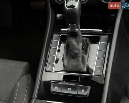 Шкода Суперб 2017 у Самборе на Automoto.ua Чорний Шкода Суперб, об'ємом двигуна 2 л та пробігом 244 тис. км за 13500 $, фото 42 на Automoto.ua