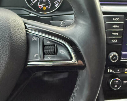 Черный Шкода Суперб, объемом двигателя 2 л и пробегом 252 тыс. км за 16999 $, фото 18 на Automoto.ua