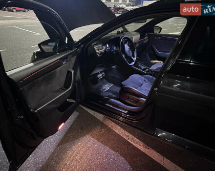 Чорний Шкода Суперб, об'ємом двигуна 1.97 л та пробігом 286 тис. км за 21000 $, фото 25 на Automoto.ua