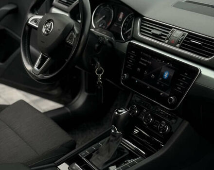 Черный Шкода Суперб, объемом двигателя 1.97 л и пробегом 249 тыс. км за 17600 $, фото 16 на Automoto.ua