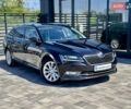 Черный Шкода Суперб, объемом двигателя 2 л и пробегом 220 тыс. км за 18900 $, фото 1 на Automoto.ua
