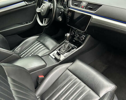 Черный Шкода Суперб, объемом двигателя 1.6 л и пробегом 187 тыс. км за 18000 $, фото 2 на Automoto.ua