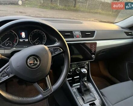 Черный Шкода Суперб, объемом двигателя 0 л и пробегом 178 тыс. км за 19500 $, фото 25 на Automoto.ua