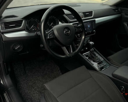 Черный Шкода Суперб, объемом двигателя 1.97 л и пробегом 249 тыс. км за 17600 $, фото 17 на Automoto.ua