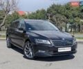 Черный Шкода Суперб, объемом двигателя 2 л и пробегом 326 тыс. км за 17499 $, фото 1 на Automoto.ua