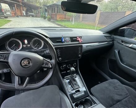 Чорний Шкода Суперб, об'ємом двигуна 2 л та пробігом 3 тис. км за 18300 $, фото 9 на Automoto.ua