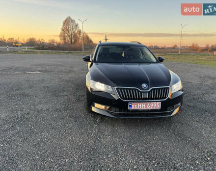 Черный Шкода Суперб, объемом двигателя 2 л и пробегом 189 тыс. км за 16800 $, фото 1 на Automoto.ua