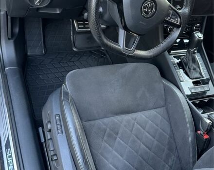 Чорний Шкода Суперб, об'ємом двигуна 2 л та пробігом 3 тис. км за 18300 $, фото 12 на Automoto.ua