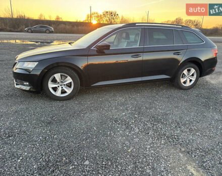 Черный Шкода Суперб, объемом двигателя 2 л и пробегом 189 тыс. км за 16800 $, фото 8 на Automoto.ua