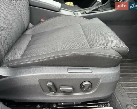 Черный Шкода Суперб, объемом двигателя 2 л и пробегом 220 тыс. км за 25000 $, фото 16 на Automoto.ua