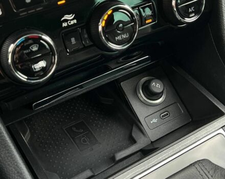 Черный Шкода Суперб, объемом двигателя 2 л и пробегом 173 тыс. км за 27200 $, фото 11 на Automoto.ua