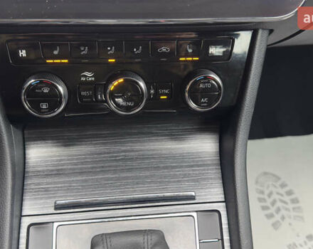 Черный Шкода Суперб, объемом двигателя 1.97 л и пробегом 259 тыс. км за 22900 $, фото 68 на Automoto.ua