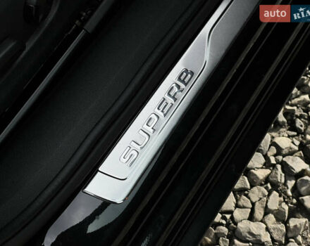 Черный Шкода Суперб, объемом двигателя 2 л и пробегом 173 тыс. км за 27700 $, фото 74 на Automoto.ua