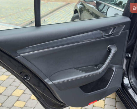 Черный Шкода Суперб, объемом двигателя 1.97 л и пробегом 259 тыс. км за 22900 $, фото 46 на Automoto.ua