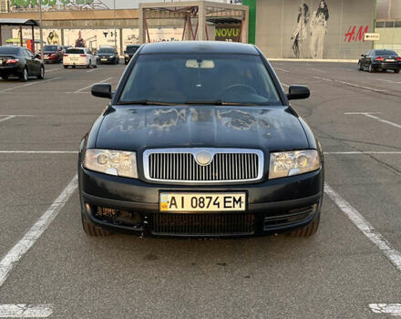 Черный Шкода Суперб, объемом двигателя 2.5 л и пробегом 372 тыс. км за 3500 $, фото 1 на Automoto.ua