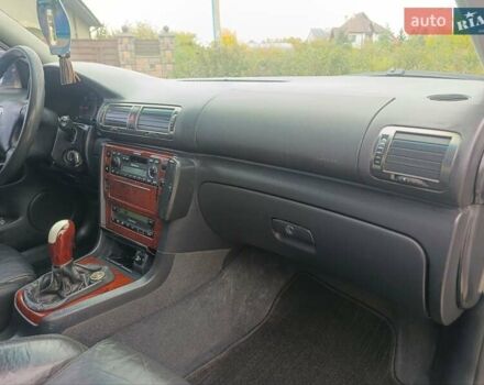 Шкода Суперб 2002 у Ужгороді на Automoto.ua Чорний Шкода Суперб, об'ємом двигуна 2.5 л та пробігом 280 тис. км за 3200 $, фото 37 на Automoto.ua