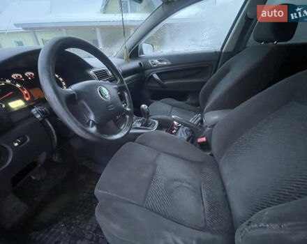 Черный Шкода Суперб, объемом двигателя 2.8 л и пробегом 280 тыс. км за 3000 $, фото 18 на Automoto.ua